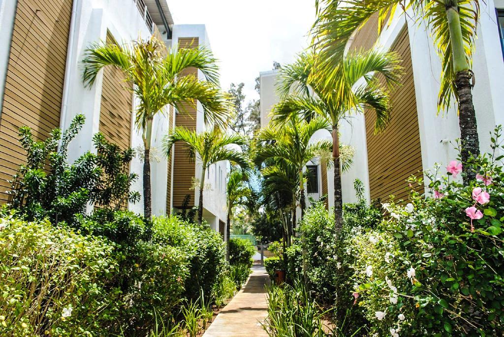 Cap Ouest Luxury Penthouse By Dream Escapes Apartment Flic en Flac Bagian luar foto