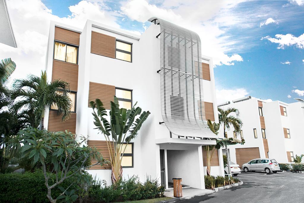 Cap Ouest Luxury Penthouse By Dream Escapes Apartment Flic en Flac Bagian luar foto