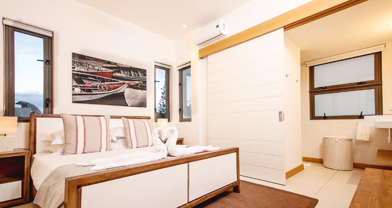 Cap Ouest Luxury Penthouse By Dream Escapes Apartment Flic en Flac Bagian luar foto